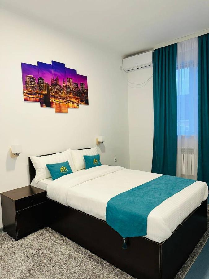 Apec Hotel Atyraū エクステリア 写真