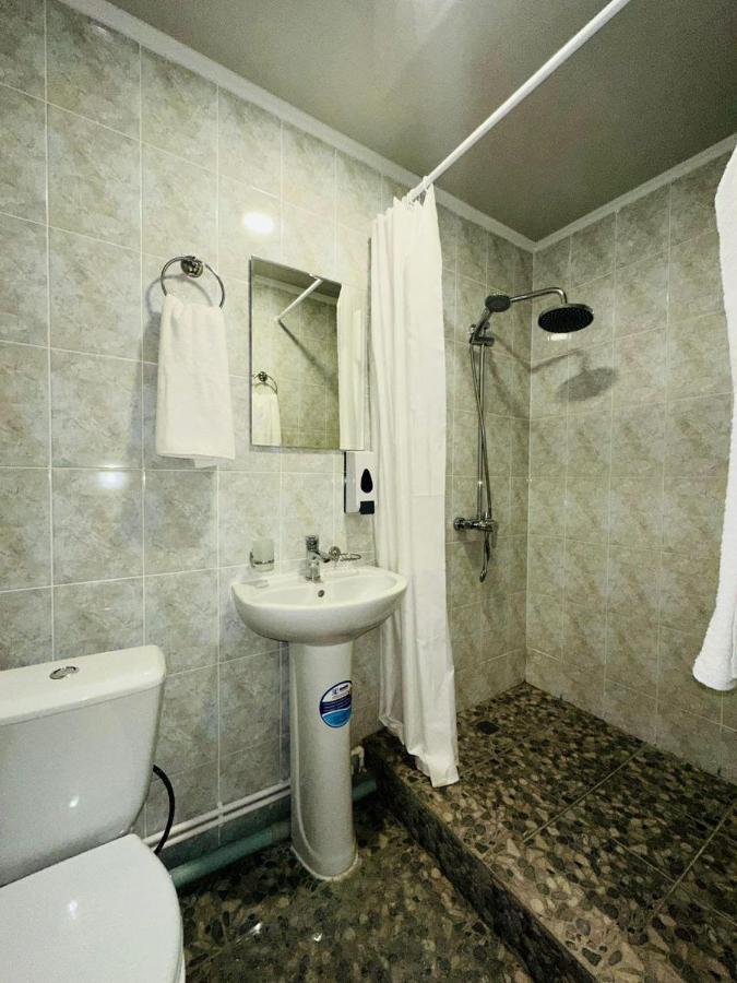 Apec Hotel Atyraū エクステリア 写真